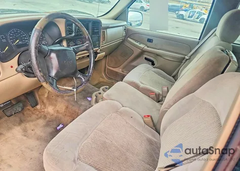 2001 Chevrolet Silverado C1500 z USA, uszkodzony, nr VIN 2GCEC19V411213377